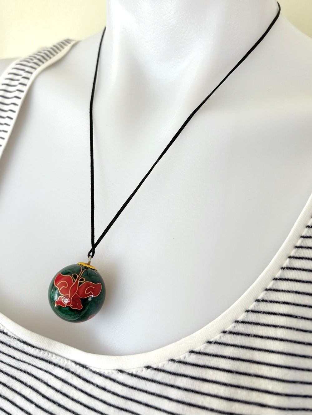 Vintage green Chinese butterflies cloisonne chime ball long necklace with box